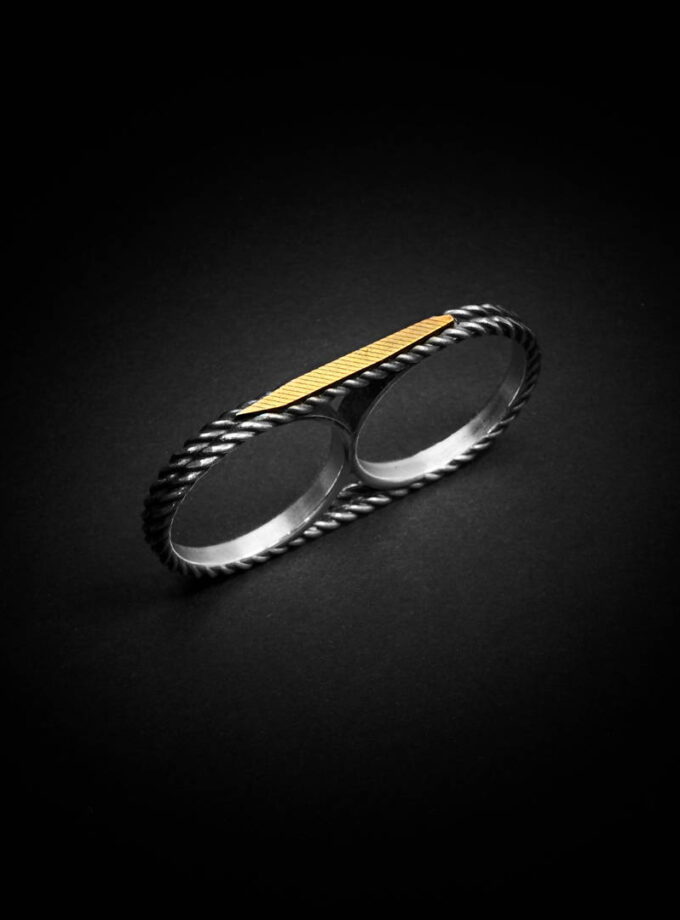 Two finger Ring. Sterling silver and Bronze