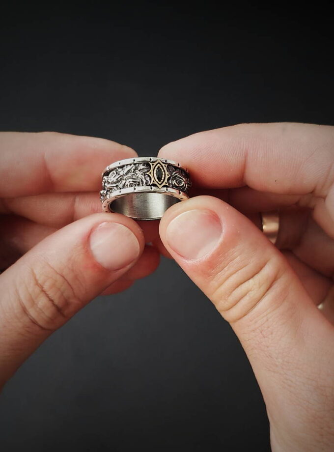 ‘Roses’ Two-tone silver ring