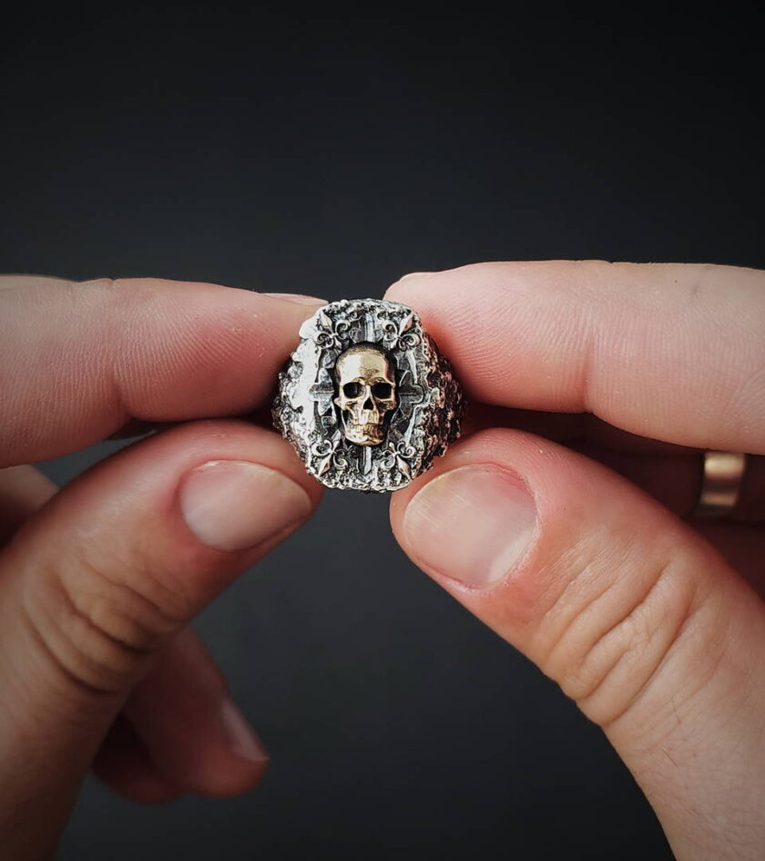 ‘Skull’ Sterling Silver & Bronze ring - Image 2